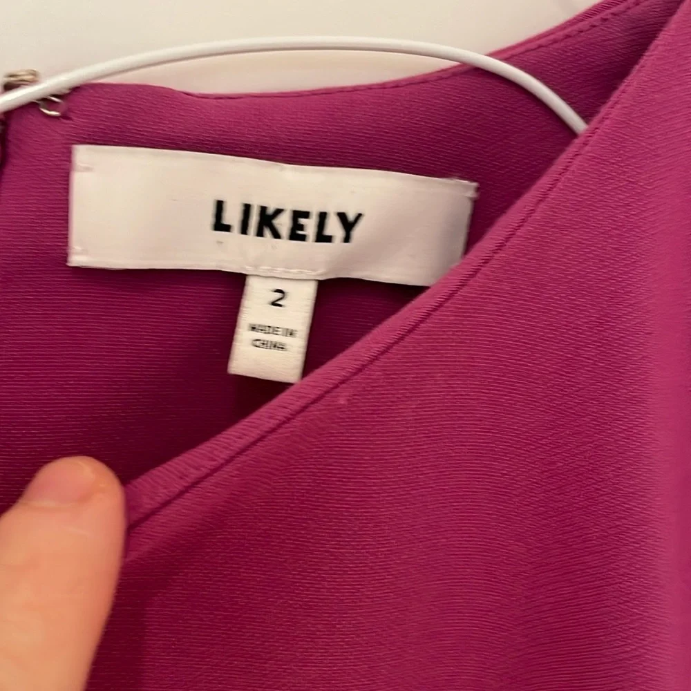 LIKELY Sheath Interview or Special Occasion Dress rich color, beautifully cut - Picture 4 of 5